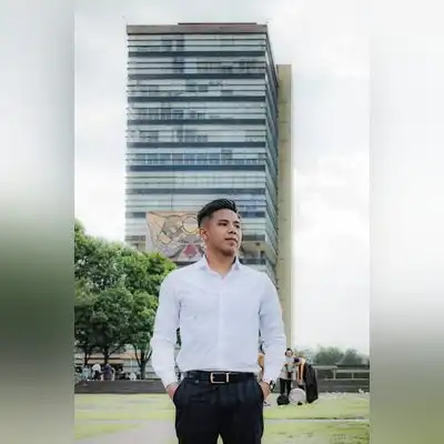 潘德冰